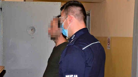 Policja zatrzymała 32-letniego włamywacza