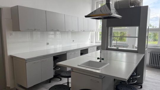 Ponad 64 tys. z UE dla uczniów I LO – pracownia już gotowa