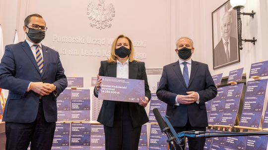 Ponad 71.000.000 zł trafi do Powiatu Kościerskiego