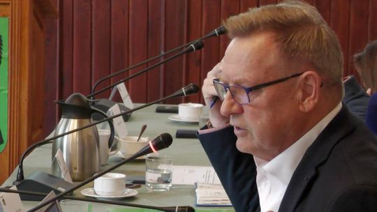 Powiat Kościerski: Radni odrzucili wniosek o wygaszenie mandatu przewodniczącego rady
