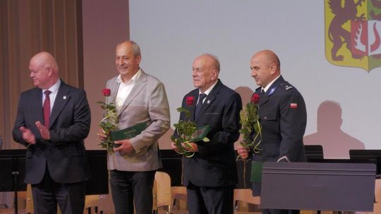 Powiat kościerski świętował Dzień Samorządu - gala w Państwowej Szkole Muzycznej 2025