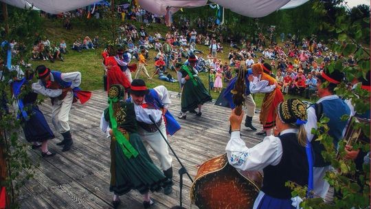 Prawdziwe Kaszuby czekają: rękodzieło, muzyka i kuchnia na 50 edycji Jarmarku Wdzydzkiego