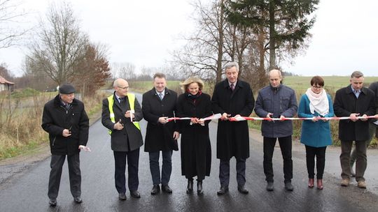 Przebudowane drogi w gminach Lipusz i Liniewo. W planach kolejne remonty