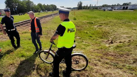 Rowerzysta wjechał pod szynobus w Łubianie – na szczęście obyło się bez ofiar