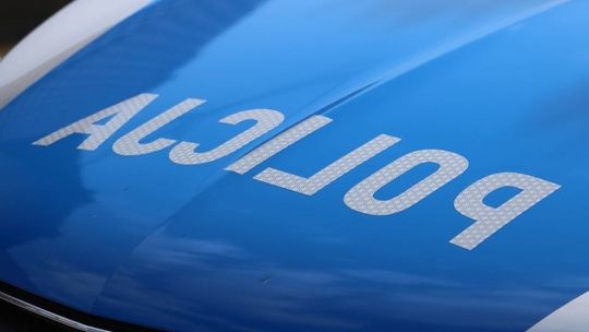 Samochód ciężarowy śmiertelnie potrącił pieszego