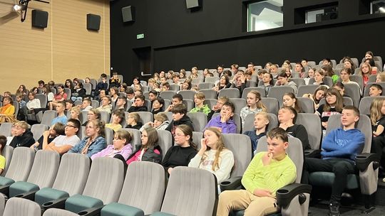 Spotkanie z terapeutą uzależnień komputerowych