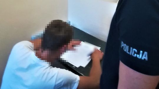 SPRAWCA KRADZIEŻY SKLEPOWEJ ZATRZYMANY DZIĘKI MIESZKAŃCOM!