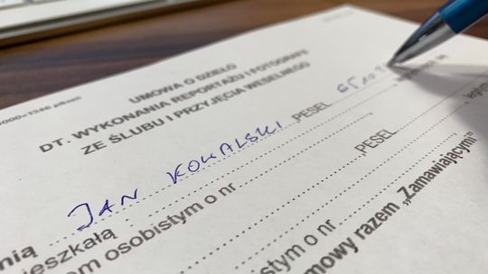 Sprawdź, kto od 1 stycznia musi zgłosić umowę o dzieło do ZUS