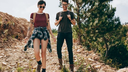 Stylowe dodatki na jesień – na co warto postawić?