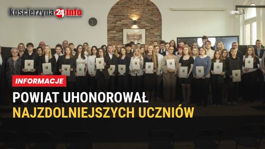 Stypendia i nagrody Starosty Kościerskiego wręczone. Komisja rozpatrzyła 78 wniosków