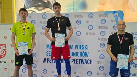 Sukcesy młodych pływaków z Aqua Sport – Komar i Peek w Kadrze Polski, rekordy i medale!