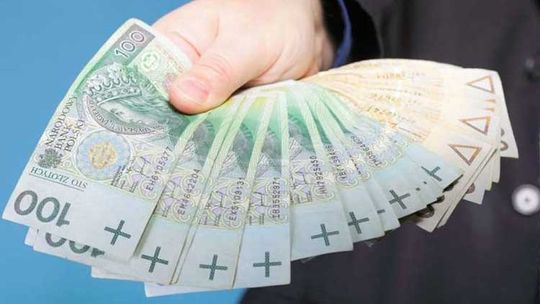 Szybkie kredyty chwilówki - ile się na nie czeka naprawdę?