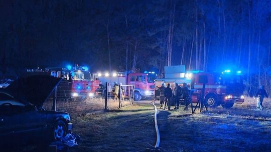 Trzy samochody spalone 