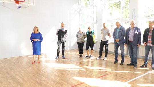 Uczniowie I LO ćwiczą już w nowej sali