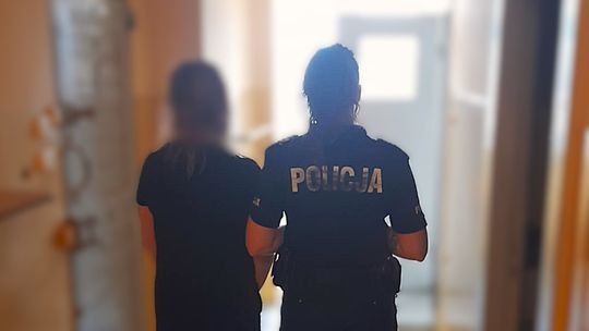 Ukradła defibrylator z dworca. Szybka akcja policji w Kościerzynie!