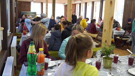 Wiele. Mała wspólnota przyjęła 150 uchodźców