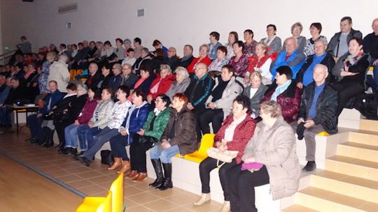 Wielki Klincz. "Sztuka kochania" podczas wieczoru filmowego seniorów