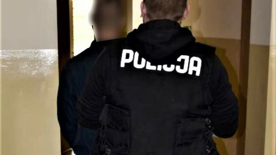Włamali się do samochodu, siedzą już w areszcie