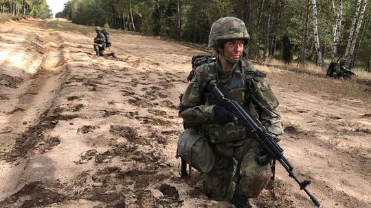 Wojskowe targi służby i pracy