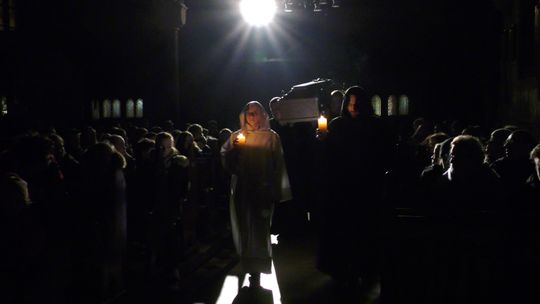 Wyjątkowa droga krzyżowa młodzieży zmartwychwstańczej