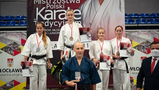 XXXI Mistrzostwa Polski w Karate Tradycyjnym. Dwa złote i jeden brązowy medal dla Magdaleny Mielnik XXXI Mistrzostwa Polski w Karate Tradycyjnym. Dwa złote i jeden brązowy medal dla Magdaleny Mielnik