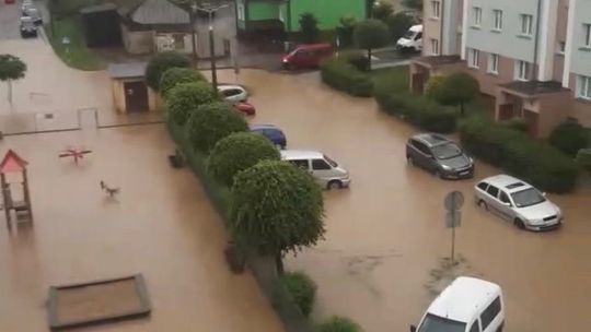 Zalane osiedle 'Moniuszki". Na poprawę sytuacji musimy poczekać