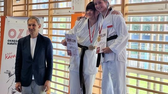 Zawodniczka z Wiela gwiazdą turnieju karate