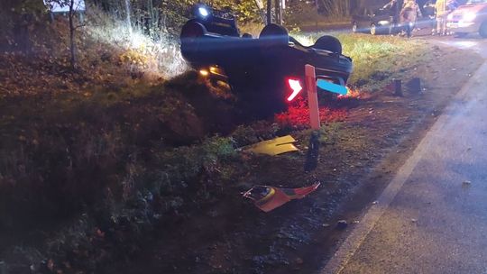 Zderzenie osobówki z ciężarówką