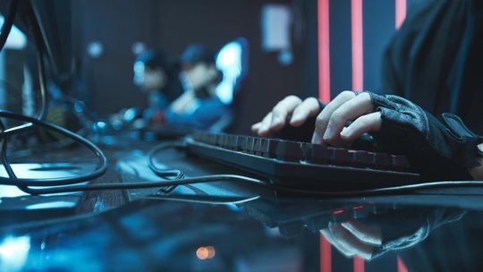 Zobaczył super okazję, kliknął i przelał pieniądze. Towaru nie zobaczył do dziś