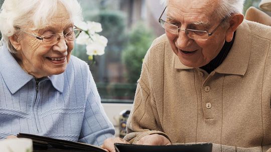 ZUS: "Trzynastki" trafiły już do blisko 149 tys. pomorskich emerytów i rencistów