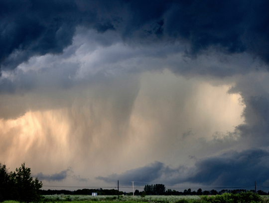 Burze z gradem i silny wiatr - Alert RCB (16.07.2024)