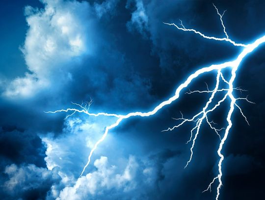 IMiGW ostrzega przed burzami z silnym wiatrem i gradem