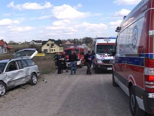 Kościerzyna - dwaj kierowcy ranni w wypadku
