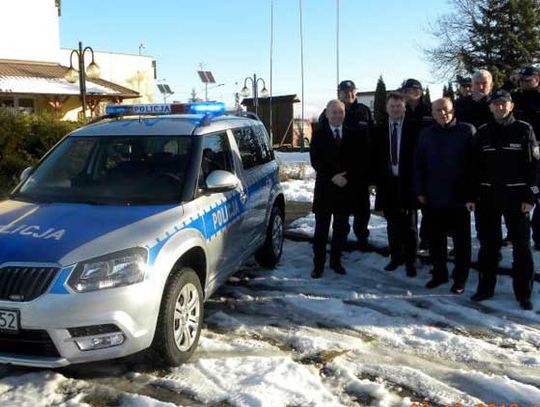 Liniewo: nowy radiowóz dla policji
