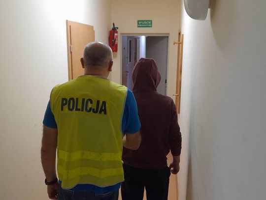 Mężczyzna zaatakował policjanta