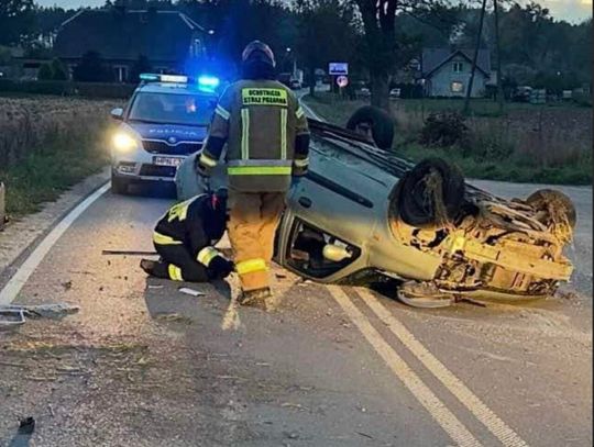 Nietrzeźwy kierowca dachował w Starym Barkoczynie