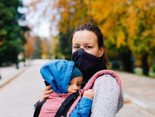 Od dziś dodatkowe obostrzenia. Kogo dotyczy kwarantanna i gdzie są mniejsze limity?