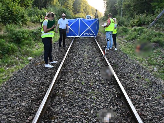 Tragedia na torach w Kościerzynie – 67-letnia kobieta zginęła potrącona przez pociąg