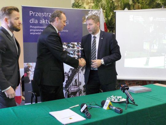 Umowa podpisana, w 2018 ruszy rewitalizacja Osiedla 1000-lecia i ul. Kartuskiej