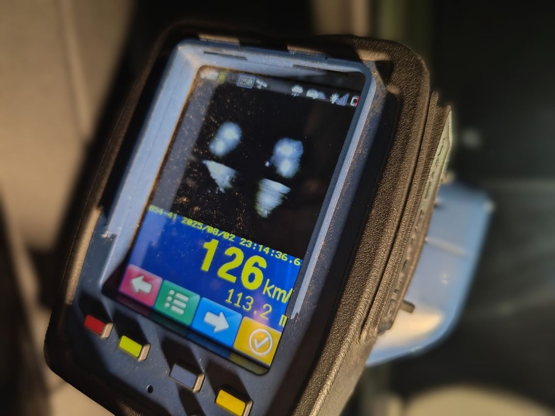 126 km/h w terenie zabudowanym. 20-latek pożegnał się z prawem jazdy