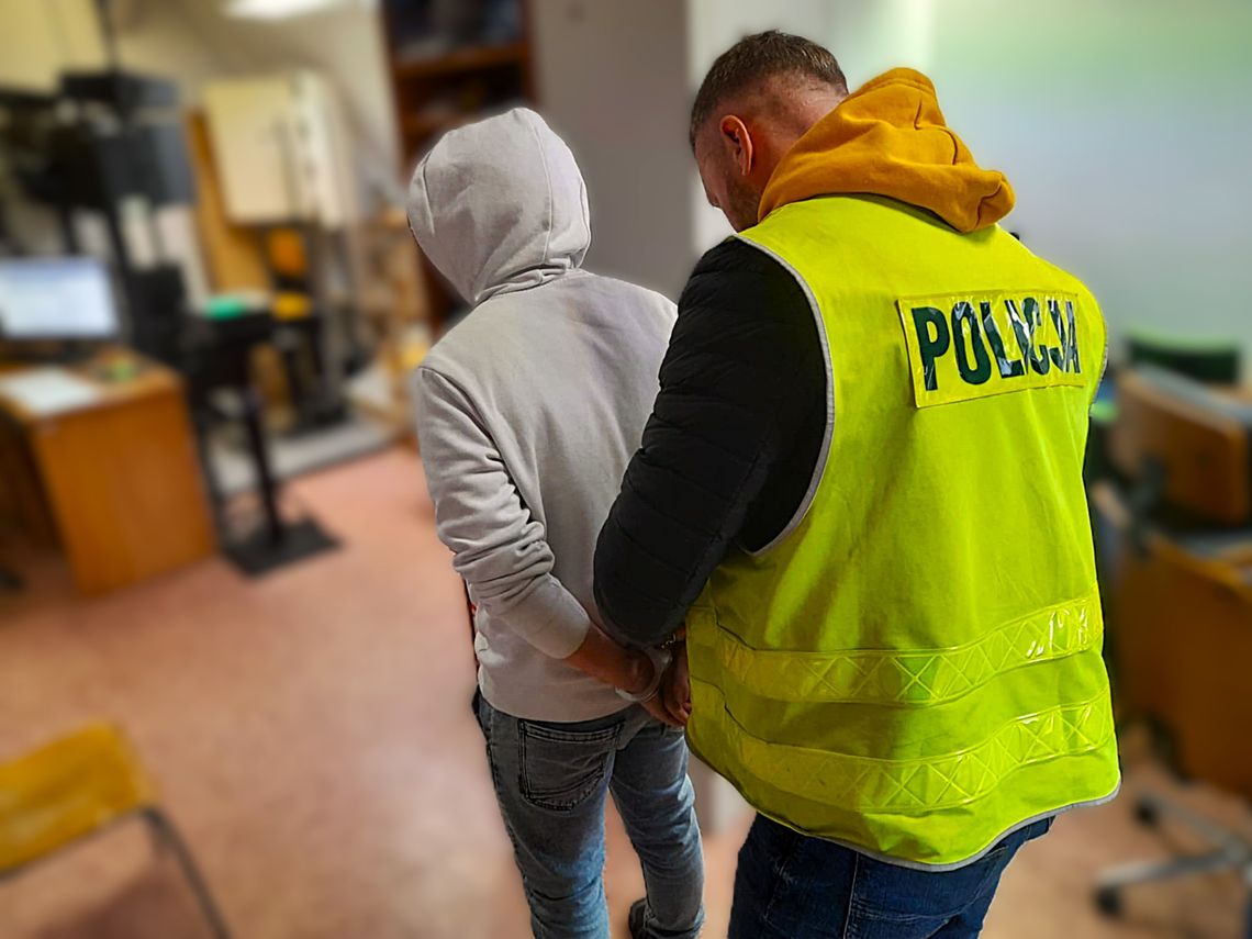 34-latek z Kościerzyny zatrzymany po pościgu – cztery zakazy, narkotyki, alkohol i areszt