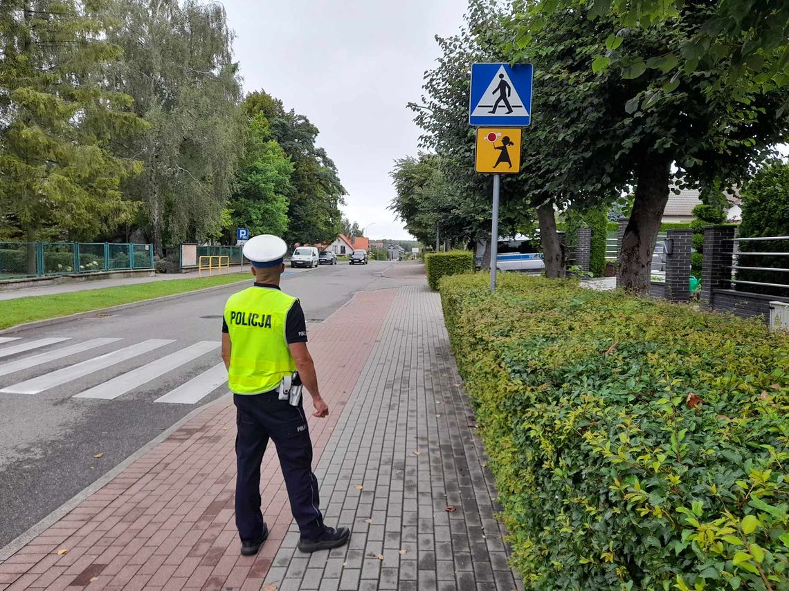 Bezpieczny początek roku szkolnego: Policja w Kościerzynie wzmacnia kontrole