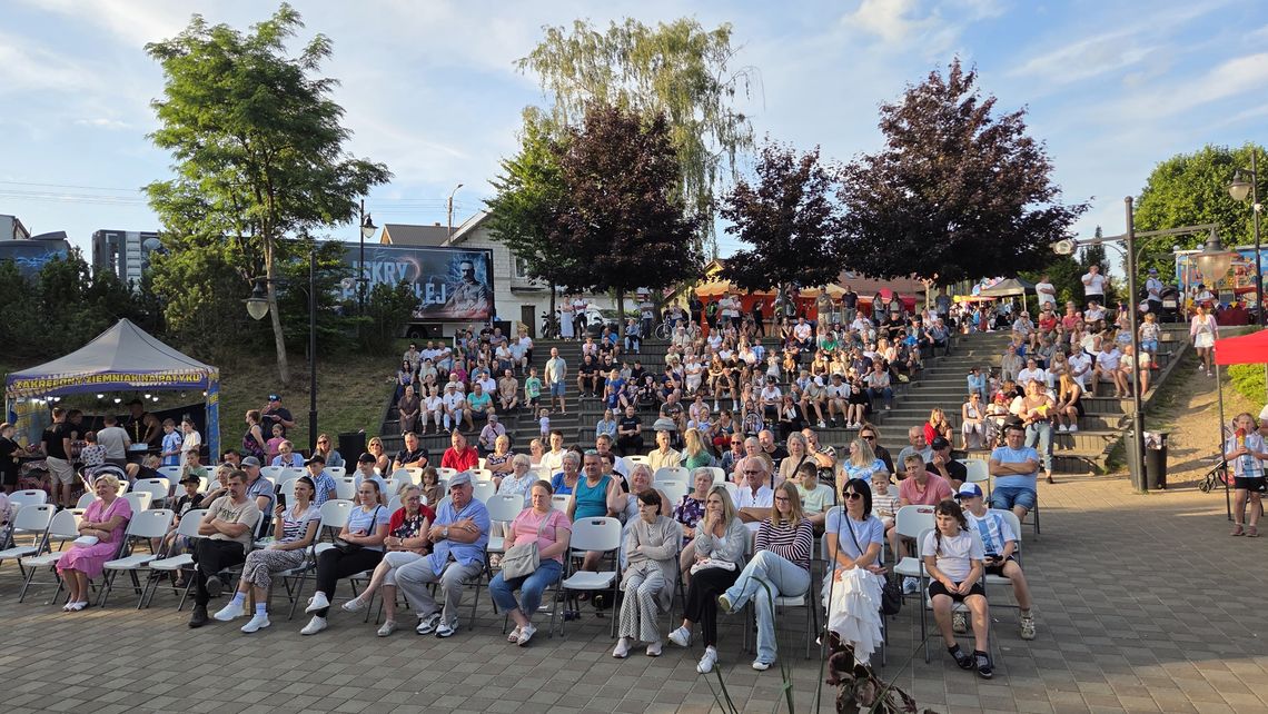 Dwa dni muzyki i rodzinnej zabawy. Za nami kolejne udane Dni Dziemian Dwa dni muzyki i rodzinnej zabawy. Za nami kolejne udane Dni Dziemian