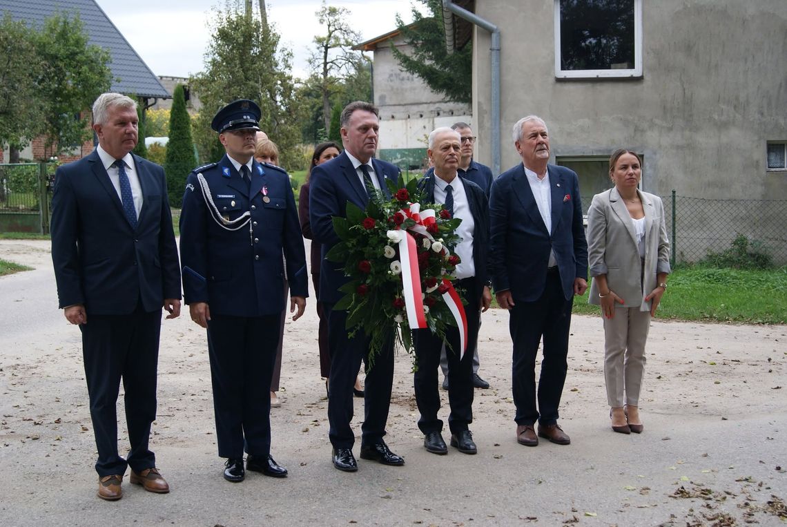 Dziemiany uczciły kpt. Alojzego Bruskiego „Graba" w 80. rocznicę jego stracenia