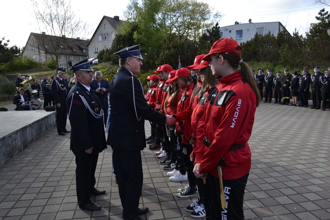 Dziemiany: Uroczysty Dzień Strażaka – ślubowanie, odznaczenia i zabawa