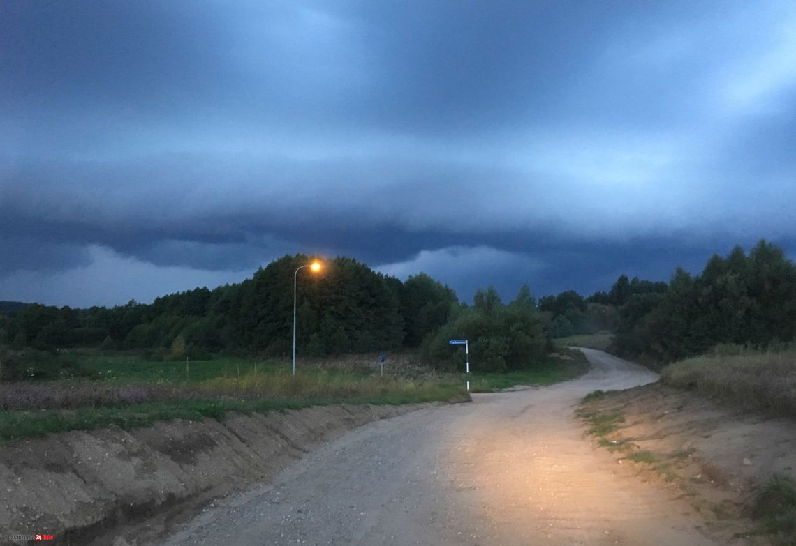 IMGW ostrzega: burze 2. stopnia w powiecie kościerskim już od dzisiejszego wieczoru IMGW ostrzega: burze 2. stopnia w powiecie kościerskim już od dzisiejszego wieczoru