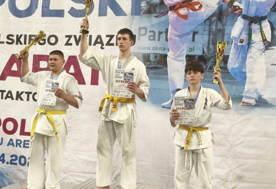 Kościerscy karatecy z medalami Mistrzostw Polski — dwa złota!