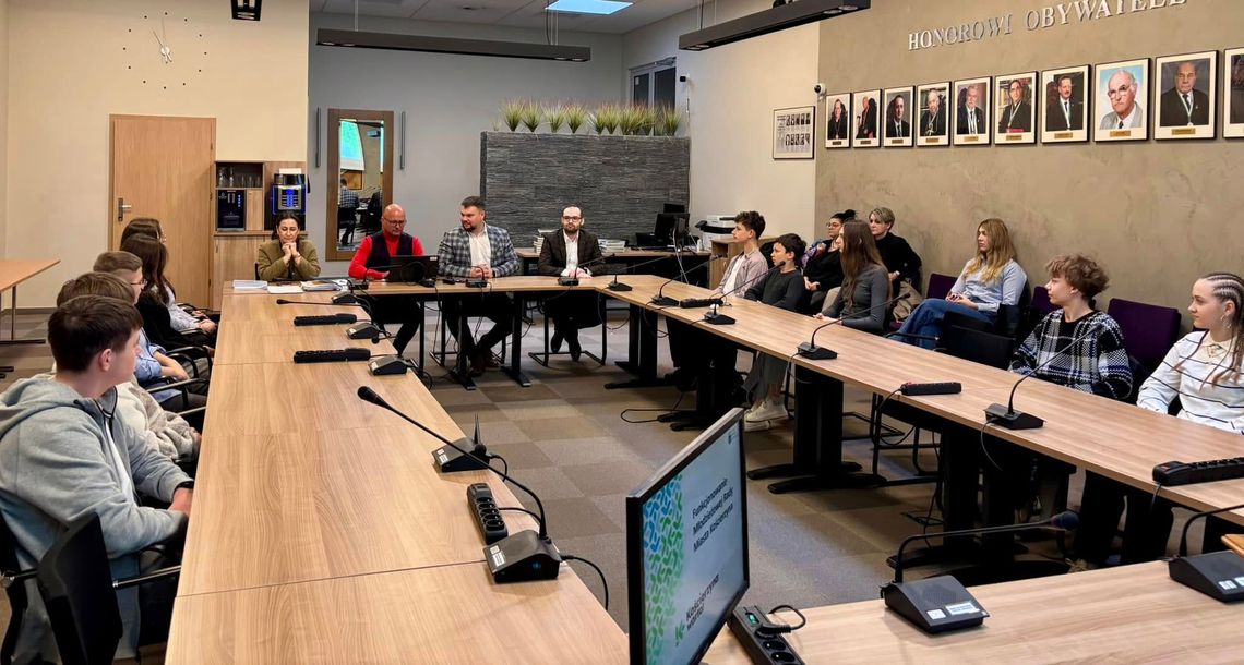 Kościerzyna stawia na młodzież - nowa rada miejska rozpoczyna działalność