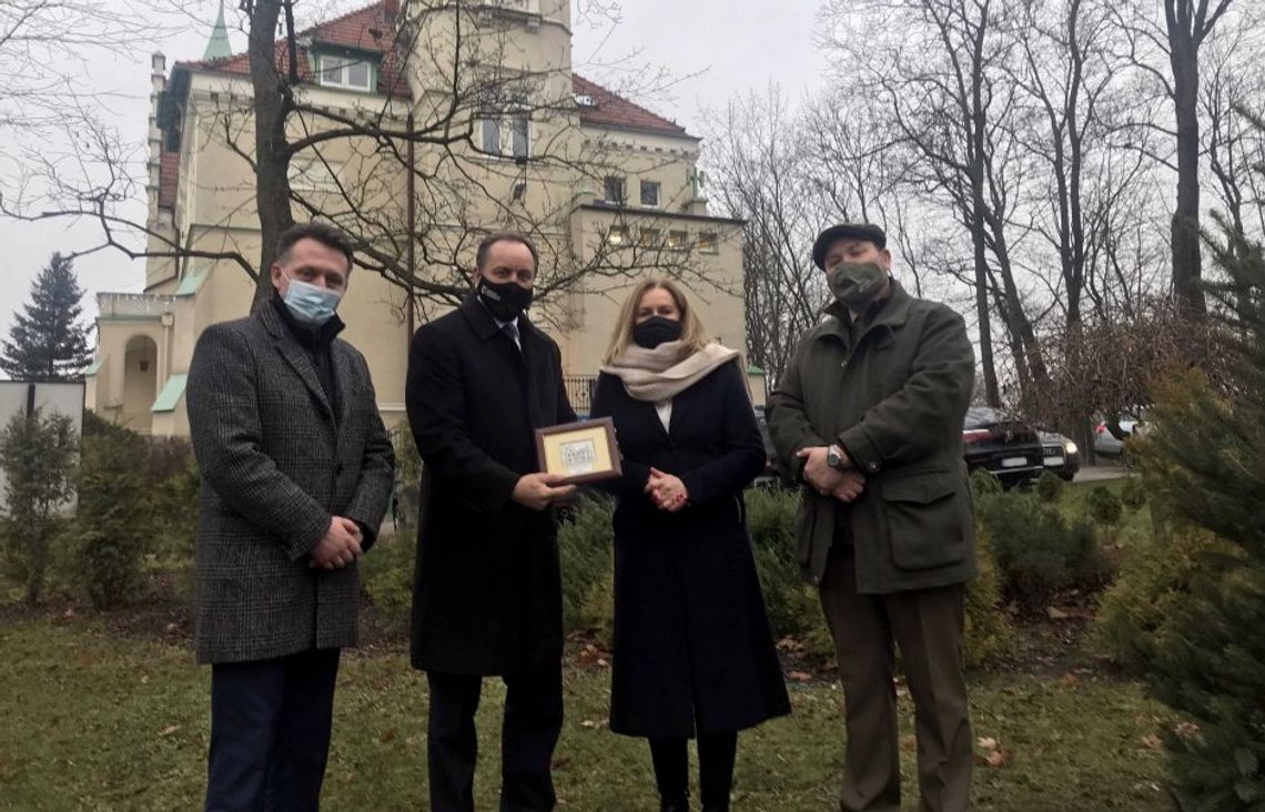 Marszałek Województwa Pomorskiego spotkał się z przedstawicielami władz samorządowych Powiatu Kościerskiego Marszałek Województwa Pomorskiego spotkał się z przedstawicielami władz samorządowych Powiatu Kościerskiego
