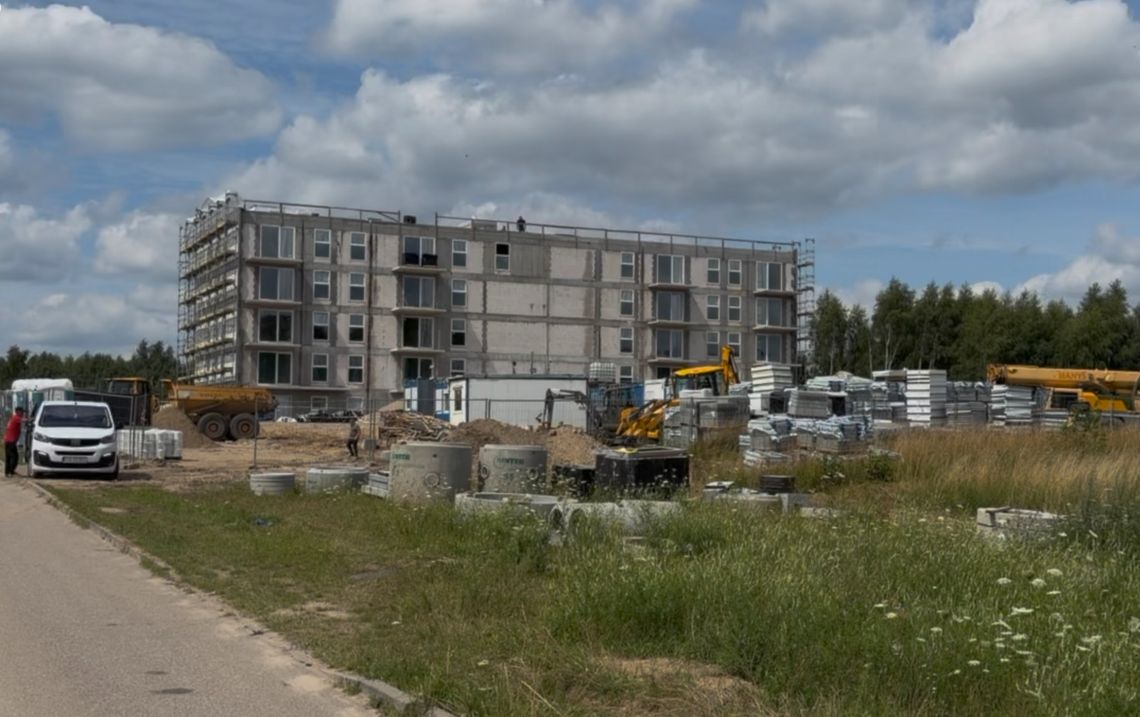 Marzenia o własnym kącie w Małym Klinczu ponownie odroczone. Widmo "katastrofy budowlanej" zamiast nowych mieszkań ? Marzenia o własnym kącie w Małym Klinczu ponownie odroczone. Widmo "katastrofy budowlanej" zamiast nowych mieszkań ?